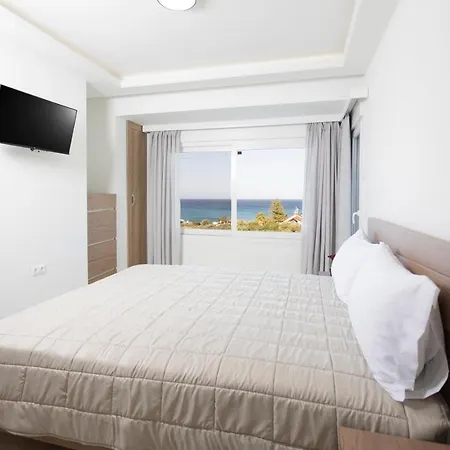 Alpha - 5 Bdrms, Private Pool, Sea View, Bbq