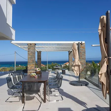 Alpha - 5 Bdrms, Private Pool, Sea View, Bbq Vilă *