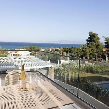 Alpha - 5 Bdrms, Private Pool, Sea View, Bbq *