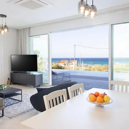 Villa Alpha - 5 Bdrms, Private Pool, Sea View, Bbq *