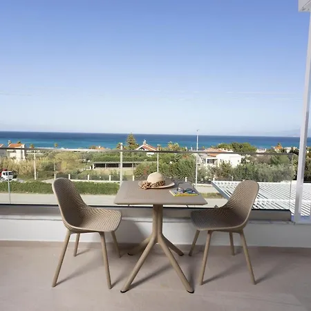 Alpha - 5 Bdrms, Private Pool, Sea View, Bbq Villa Pefkochori
